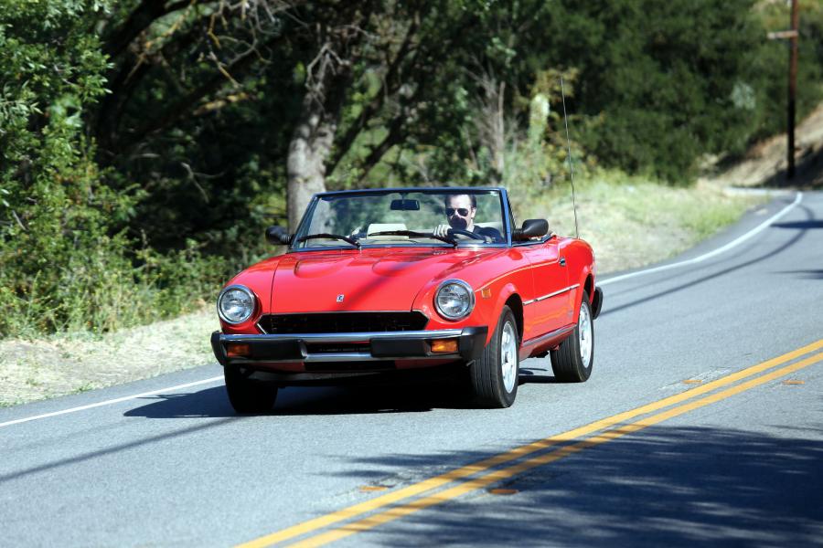  Pininfarina Spider Azzura 1983 года  (фото 4 из 8)